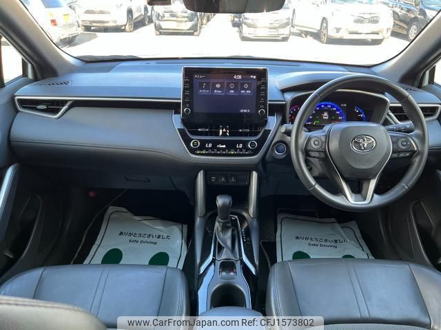 toyota corolla-cross 2023 CFJ1573802 image 2
