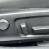 lexus is 2022 CFJ1860688 image 3