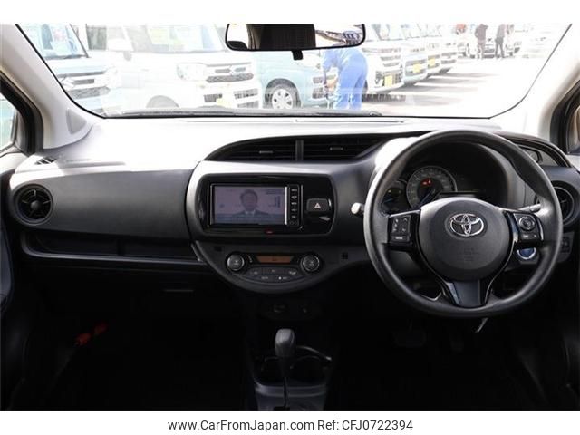 toyota vitz 2017 -TOYOTA--Vitz DAA-NHP130--NHP130-2011451---TOYOTA--Vitz DAA-NHP130--NHP130-2011451- image 2