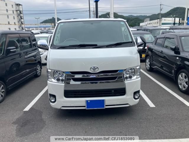toyota regius 2017 CFJ1853989 image 1