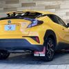 toyota c-hr 2017 quick_quick_DAA-ZYX10_ZYX10-2022171 image 17