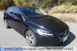 volvo v40 2018 -VOLVO 【神戸 303ひ2550】--Volvo V40 MD4204T-YV1MVA8RDK2552664---VOLVO 【神戸 303ひ2550】--Volvo V40 MD4204T-YV1MVA8RDK2552664-