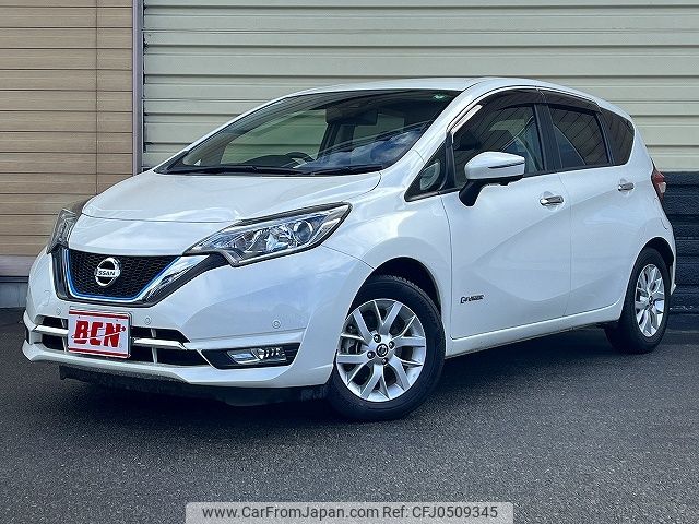 nissan note 2018 -NISSAN--Note DAA-HE12--HE12-225882---NISSAN--Note DAA-HE12--HE12-225882- image 1