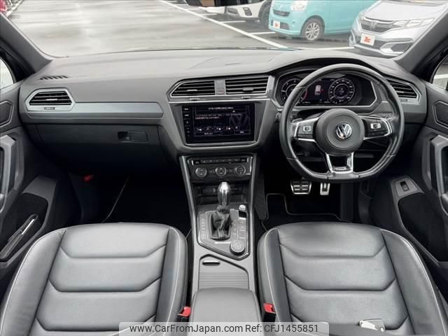 volkswagen tiguan 2018 -VOLKSWAGEN--VW Tiguan 5NDFGF--KW801617---VOLKSWAGEN--VW Tiguan 5NDFGF--KW801617- image 2