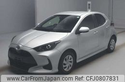 toyota yaris 2021 -TOYOTA--Yaris 6AA-MXPH10--MXPH10-2065048---TOYOTA--Yaris 6AA-MXPH10--MXPH10-2065048-