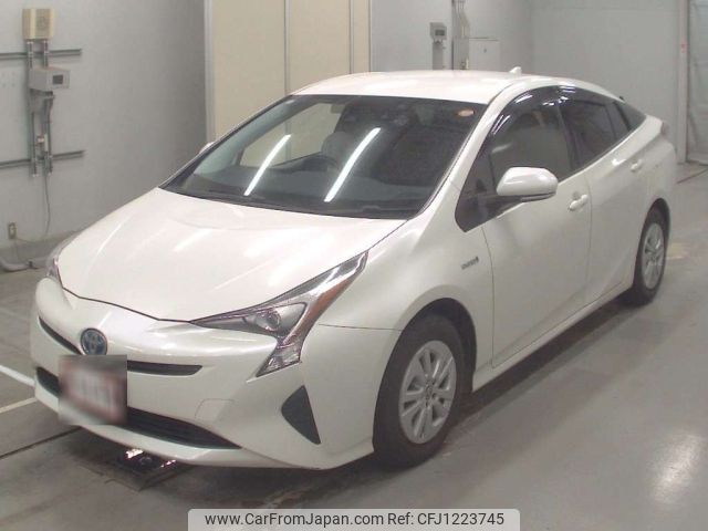 toyota prius 2016 -TOYOTA--Prius ZVW55-8009105---TOYOTA--Prius ZVW55-8009105- image 1