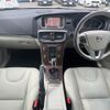 volvo v40 2018 quick_quick_MD4204T_YV1MVA8RDJ2475935 image 2