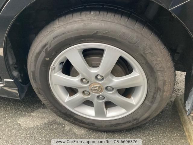 toyota isis 2008 CFJ6696376 image 2