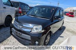toyota sienta 2013 CFJ1752399