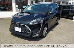 toyota sienta 2022 CFJ1527639