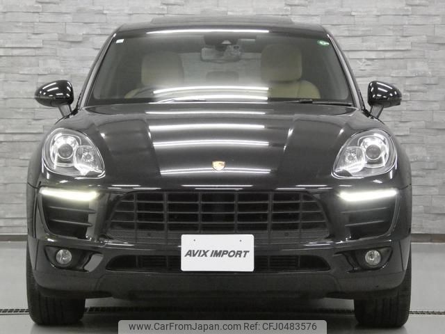 porsche macan 2017 quick_quick_J1H1_WP1ZZZ95ZHLB07837 image 2