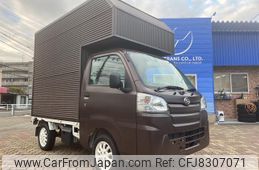 daihatsu hijet-truck 2017 GOO_JP_700070900030200722002