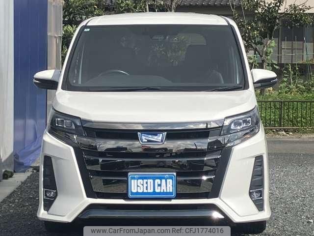 toyota noah 2018 CFJ1774016 image 2