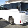 toyota voxy 2016 GOO_JP_700040326930241125001 image 9