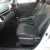 toyota c-hr 2017 quick_quick_DAA-ZYX10_ZYX10-2053244 image 6