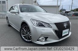 toyota crown 2013 -TOYOTA--Crown DAA-AWS210--AWS210-6045681---TOYOTA--Crown DAA-AWS210--AWS210-6045681-