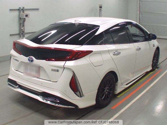 toyota prius-phv 2017 -TOYOTA--Prius PHV ZVW52-3052427---TOYOTA--Prius PHV ZVW52-3052427- image 2