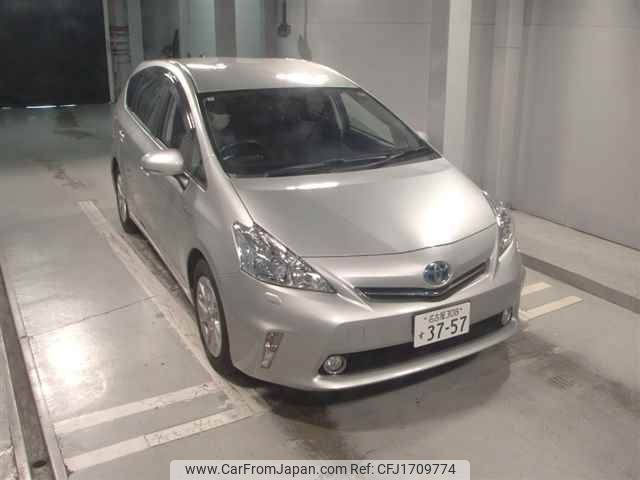 toyota prius-α 2012 CFJ1709774 image 1