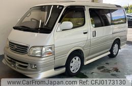 toyota hiace-wagon 2002 -TOYOTA--Hiace Wagon RZH101G-6010817---TOYOTA--Hiace Wagon RZH101G-6010817-