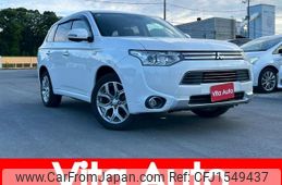 mitsubishi outlander-phev 2014 CFJ1549437