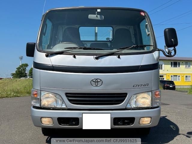 toyota dyna-truck 2002 GOO_NET_EXCHANGE_0310350A30240629W001 image 2