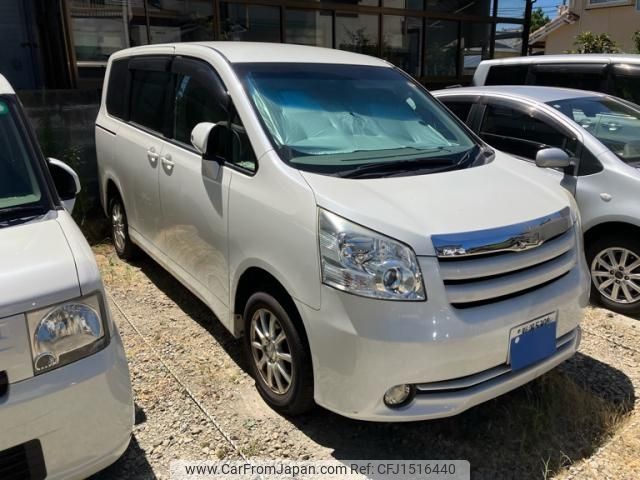 toyota noah 2007 CFJ1516440 image 1