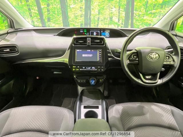 toyota prius 2020 quick_quick_ZVW55_ZVW55-6012999 image 2