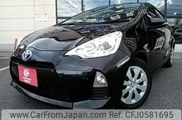 toyota aqua 2014 -TOYOTA--AQUA DAA-NHP10--NHP10-2303349---TOYOTA--AQUA DAA-NHP10--NHP10-2303349-