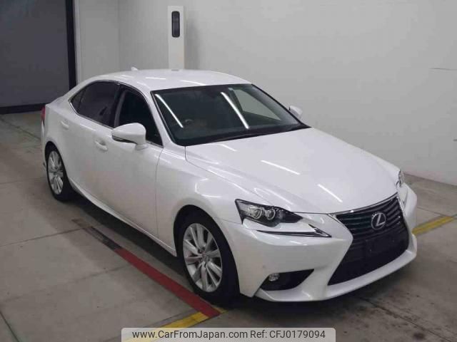 lexus is 2015 quick_quick_DAA-AVE30_5049975 image 1