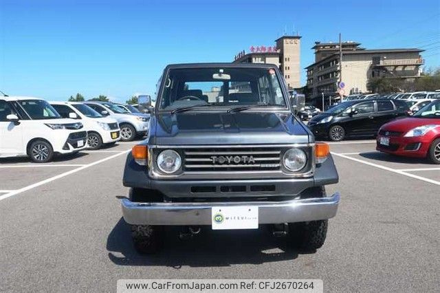 toyota landcruiser-70 1990 180928233500 image 2