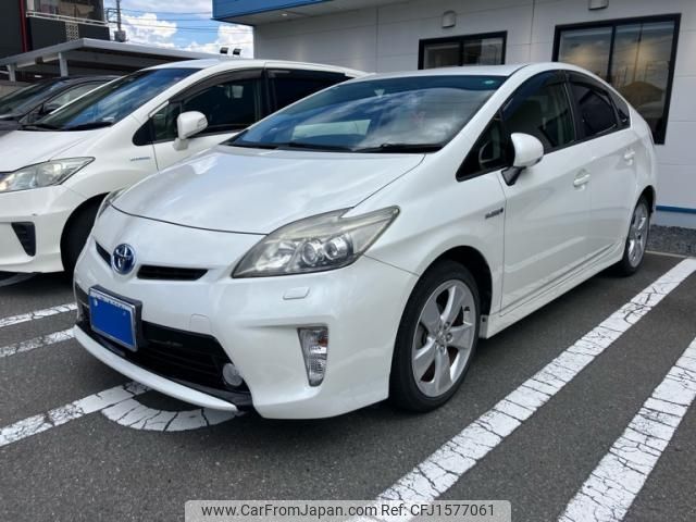 toyota prius 2012 CFJ1577061 image 2