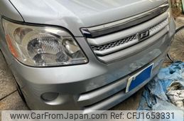 toyota noah 2006 CFJ1653331