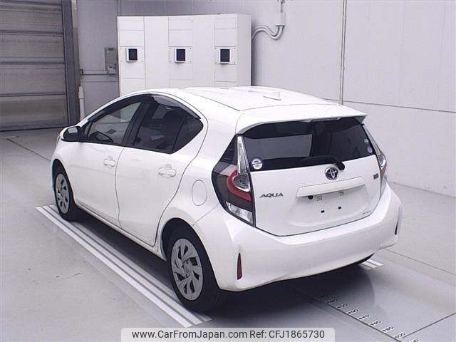 toyota aqua 2020 CFJ1865730 image 2