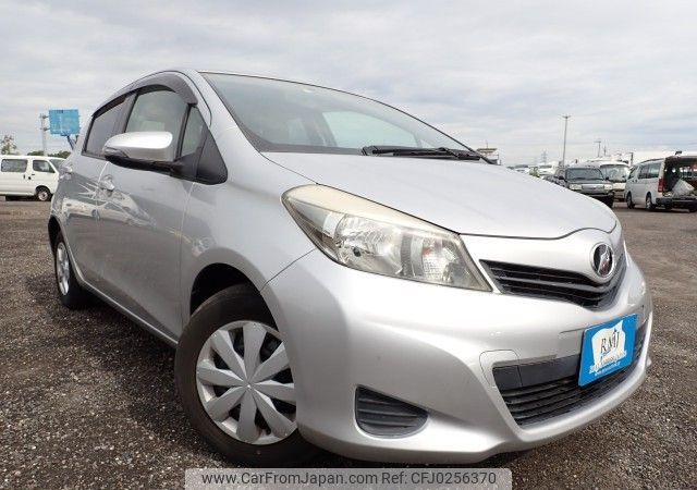 toyota vitz 2011 REALMOTOR_N2024090213F-24 image 2