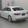 audi a4 2017 quick_quick_DBA-8WCVK_WAUZZZF47JA005667 image 2