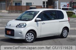 toyota porte 2012 CFJ1519828