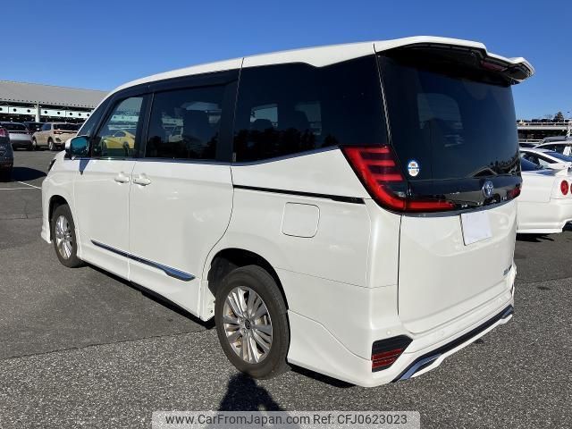 toyota noah 2023 quick_quick_6AA-ZWR95W_ZWR95-0028707 image 2