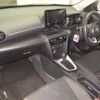 toyota yaris-cross 2021 CFJ1865690 image 5