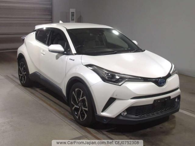 toyota c-hr 2017 quick_quick_DAA-ZYX10_ZYX10-2081431 image 1