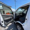 nissan nv350-caravan-van 2013 GOO_JP_700070884830240807010 image 18