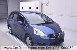 honda fit-shuttle 2012 CFJ1580052