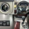 toyota crown 2010 CFJ1538351 image 6