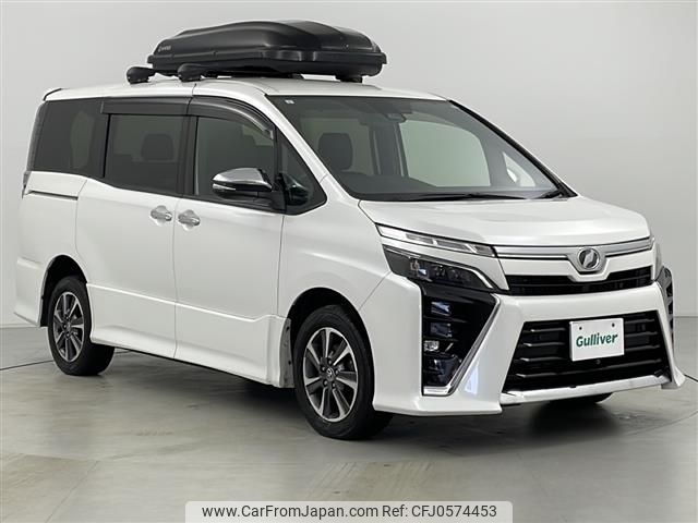 toyota voxy 2019 -TOYOTA--Voxy DBA-ZRR85W--ZRR85-0123456---TOYOTA--Voxy DBA-ZRR85W--ZRR85-0123456- image 1