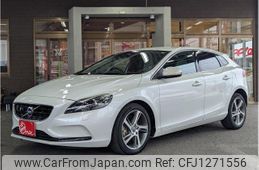 volvo v40 2015 -VOLVO--Volvo V40 LDA-MD4204T--YV1MVA8RDG2290214---VOLVO--Volvo V40 LDA-MD4204T--YV1MVA8RDG2290214-