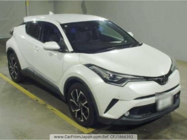 toyota c-hr 2017 CFJ1866392 image 1
