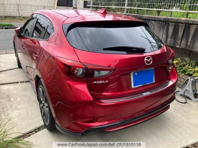 mazda axela 2017 CFJ1810138 image 2