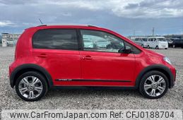 volkswagen up 2017 NIKYO_YJ10490