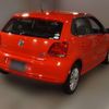 volkswagen polo 2013 -VOLKSWAGEN--VW Polo DBA-6RCBZ--WVWZZZ6RZDU057284---VOLKSWAGEN--VW Polo DBA-6RCBZ--WVWZZZ6RZDU057284- image 2