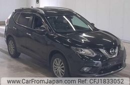 nissan x-trail 2016 CFJ1833052