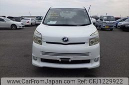 toyota voxy 2008 NIKYO_SE26040